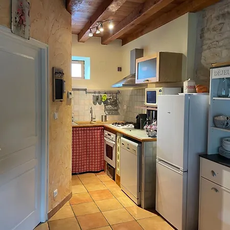 Sous L Olivier Tusson