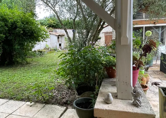 Sous L Olivier Apartamento *