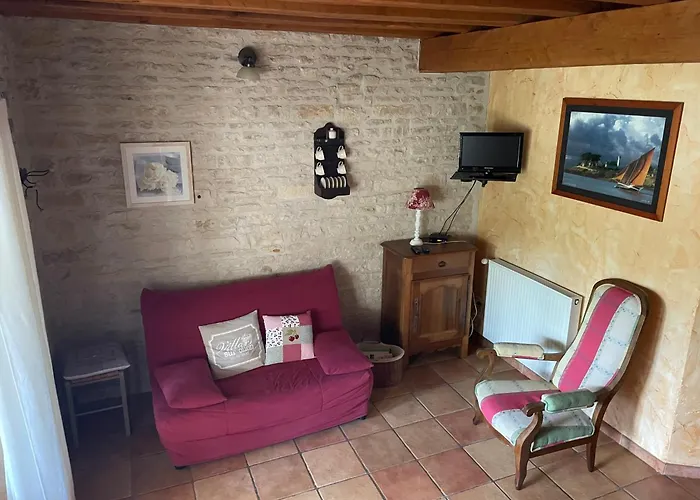 Sous L Olivier Apartamento Tusson